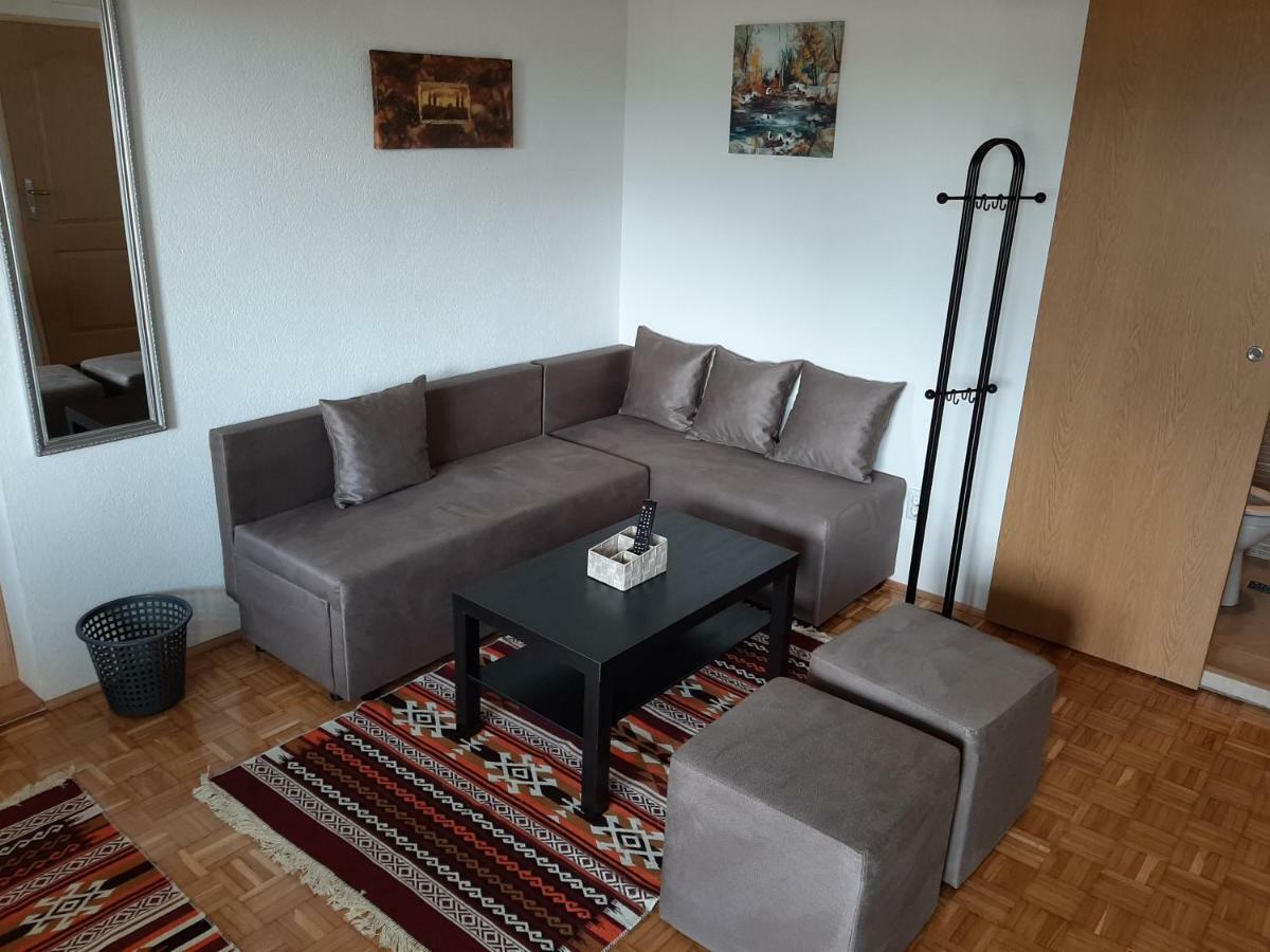 Guesthouse Hill Sarajevo Bagian luar foto