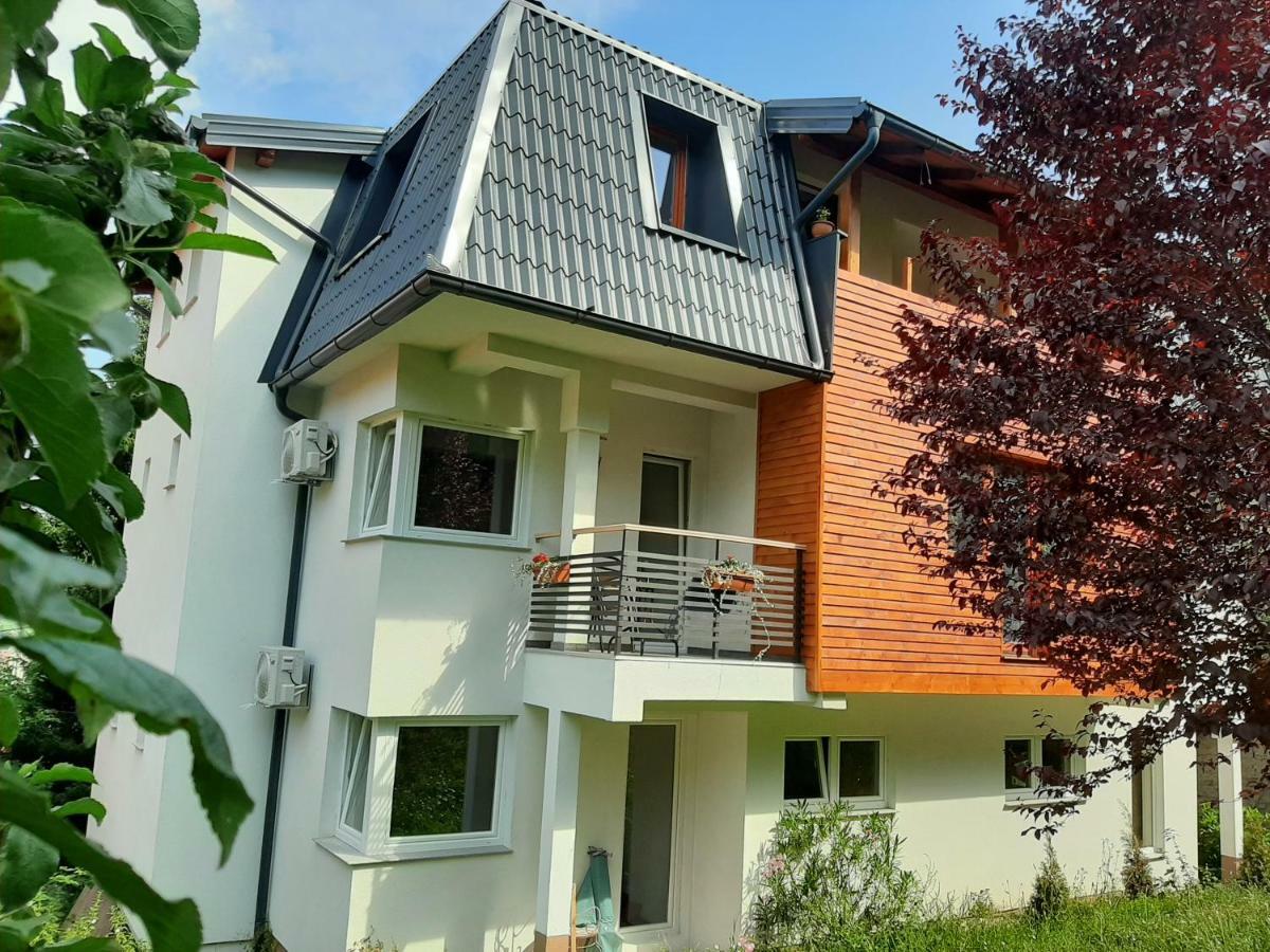 Guesthouse Hill Sarajevo Bagian luar foto