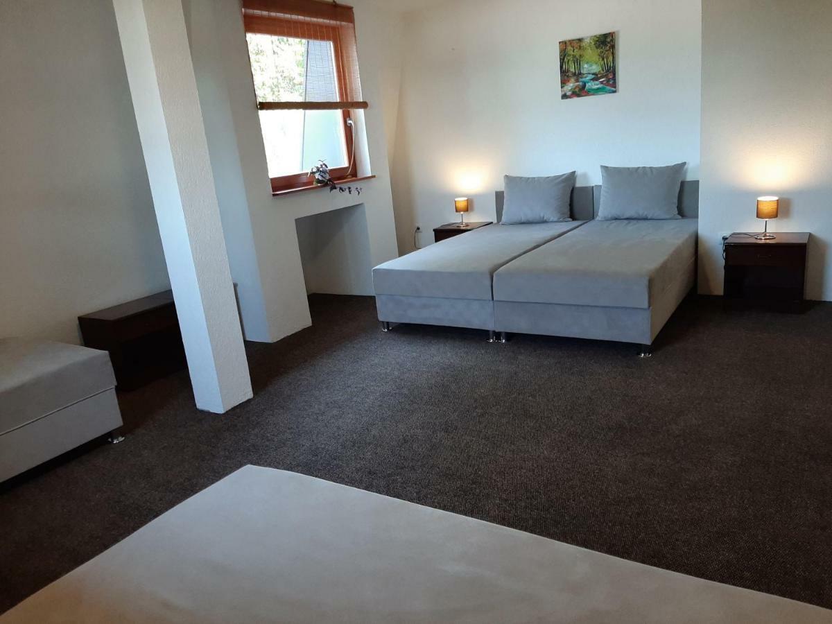 Guesthouse Hill Sarajevo Bagian luar foto